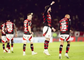 O Flamengo lidera o Brasileirão com 40 pontos • Adriano Fontes/Flamengo