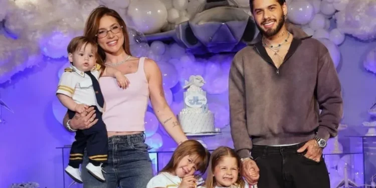 Virginia e Zé Felipe comemoram 11 meses de José Leonardo; veja