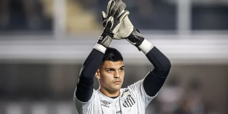 Gabriel Brazão falou sobre fase do Santos • Fotos: Raul Baretta/ Santos