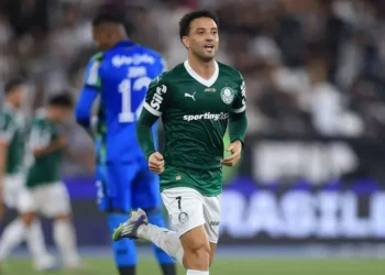 Felipe Anderson comemora gol contra o Botafogo • Buda Mendes/Getty Images