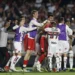 Jogadores do São Paulo comemoram a classificação nos pênaltis sobre o Atlético Nacional • Miguel Schincariol/Getty Images