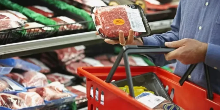 Custo da cesta básica de alimentos diminui em 15 das 27 capitais brasileiras em julho