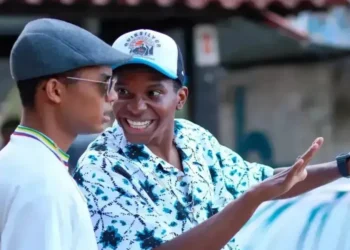 Lucas Penteado e Juan Paiva em cena de "Nosso Sonho"  • Reprodução