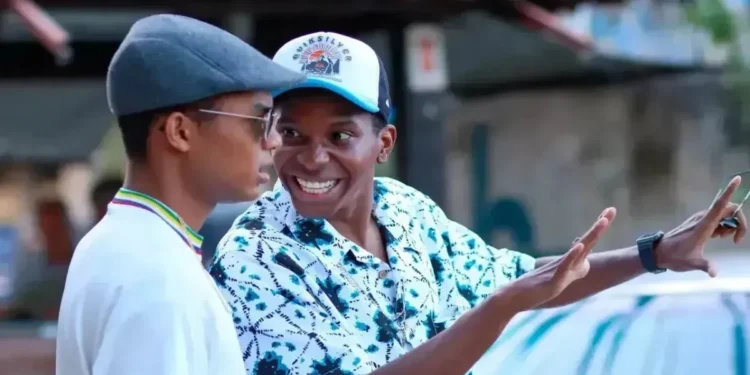 Tela Quente de hoje (25) traz biografia de dupla do funk nacional