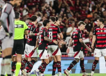 A comemoração dos jogadores do Flamengo na goleada por 8 a 0 sobre o Vitória • Gilvan de Souza/Flamengo