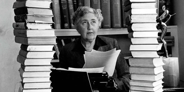 Agatha Christie — “Rainha do Crime”  • Divulgação
