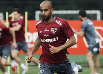 Lucas Moura retorna ao São Paulo em partida contra o Vitória • Foto: Erico Leonan/ São Paulo F.C.