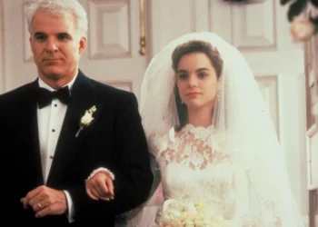 Steve Martin e Kimberly Williams-Paisley em "O Pai da Noiva" (1991) • Divulgação/Touchstone Pictures