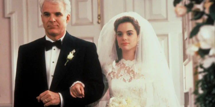 Steve Martin e Kimberly Williams-Paisley em "O Pai da Noiva" (1991)  • Divulgação/Touchstone Pictures