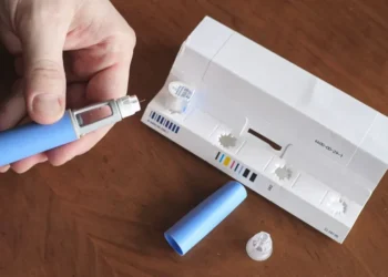 Medicamentos como Ozempic, Wegovy e Mounjaro ganharam popularidade por seus efeitos no emagrecimento  • Imyskin/Getty Images