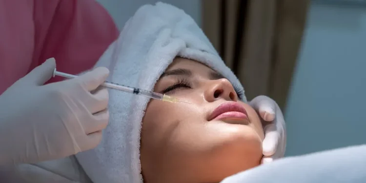 Imagem genérica de procedimento estético  • Visoot Uthairam/GettyImages