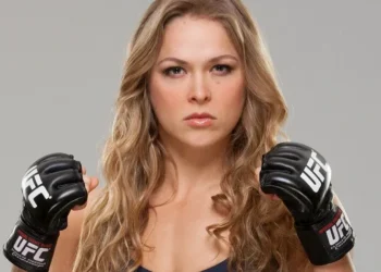 Ronda Rousey, lenda do UFC • Divulgação/UFC