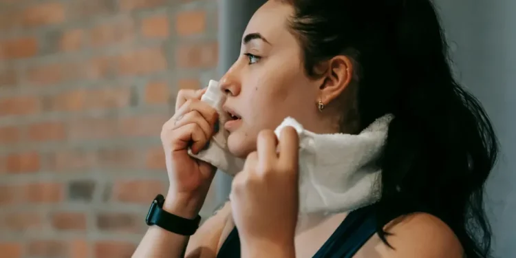 Preciso suar para emagrecer no exercício? Especialistas explicam