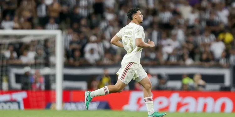 Victor Hugo em sua última partida pelo Flamengo, contra o Ceará, pelo Brasileirão • Gilvan de Souza/Flamengo