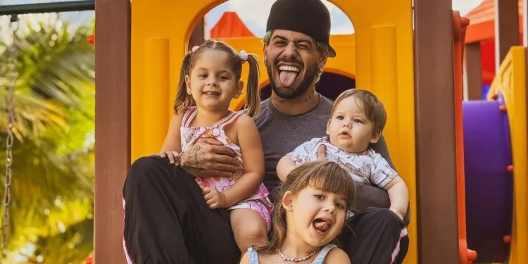 Zé Felipe sobre se tornar pai de três: “Mudou tudo na minha vida”