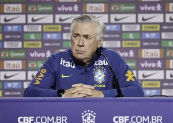 Ancelotti explica ausência de camisa 10 na Seleção Brasileira