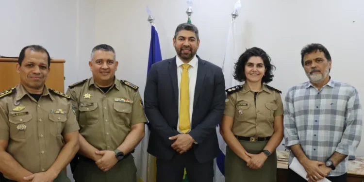 Secretário de Segurança Pública e novo comandante da PMTO se reúnem e discutem temas de interesse das forças