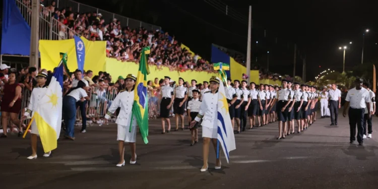 Duzentos estudantes representam a rede municipal de ensino no Desfile Cívico de 7 de Setembro na Capital