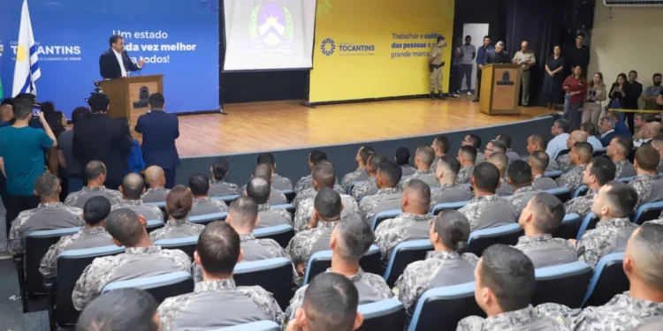 Governador Wanderlei Barbosa participa de cerimônia de formatura da Força Nacional e entrega veículos para reforçar PM do Tocantins