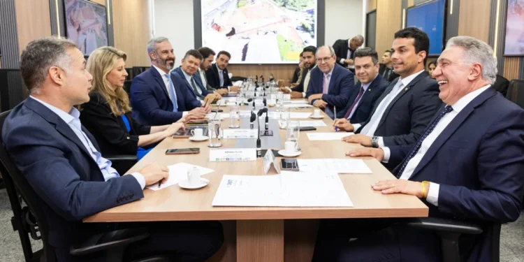 Governador Laurez Moreira se reúne com o ministro dos Transportes, Renan Filho, Foto Vinícius Santa Rosa.