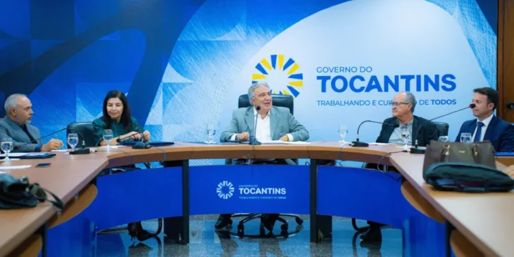 Em primeira reunião com secretários, governador Laurez Moreira determina reorganização da máquina pública e redução do custeio para 20%