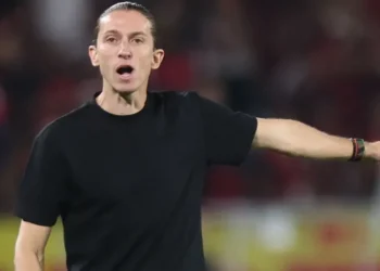 Flamengo exalta trabalho de Filipe Luís e números no Campeonato Brasileiro