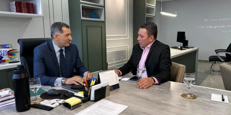 Primeira agenda de Hércules Jackson na Seduc fortalece cooperação com Undime e integração entre as redes de Educação