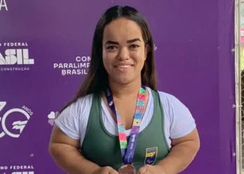 Ex-estudante da rede estadual, Aline Jordânia vai representar o Brasil no Parapan Americano no Chile na modalidade halterofilismo - Dicom Seduc/ Governo do Tocantins