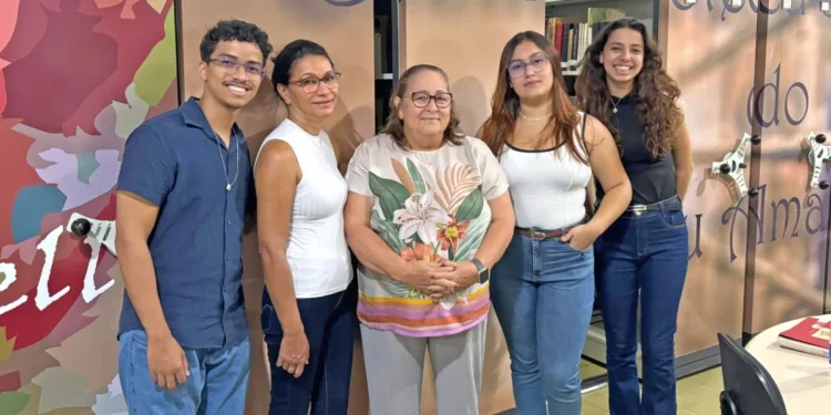 Estudantes de Cristalândia participam do Congresso de Pesquisadores Negros, em Manaus