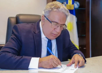 Governador Laurez Moreira reforça o compromisso da gestão com a valorização dos servidores públicos do Tocantins - Crédito: Hiroshi Fukushima/Governo do Tocantins