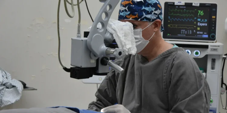 Governo do Tocantins inicia Setembro Verde com transplante de córnea no HGP