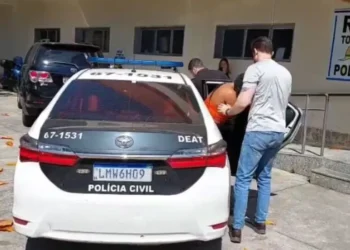 Polícia Civil prende suspeita de dopar turistas britânicos em Ipanema