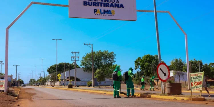 Prefeitura de Palmas amplia rotina de limpeza pública no Distrito de Buritirana