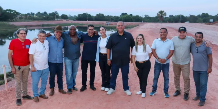 Senador Eduardo Gomes cumpre agenda em Santa Fé do Araguaia e Aragominas com entrega de obras e anúncio de investimentos