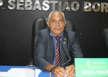 Exclusivo: Presidente da câmara de Miracema Assis Moura reclama de van escolar parada e solicita providências