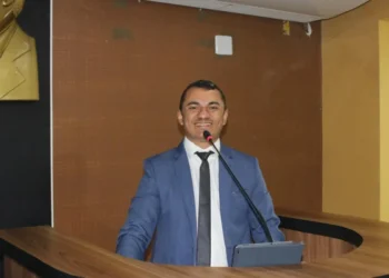 Vereador indaga causa da demora para enviar Projeto se o recurso estava na conta da prefeitura há muito tempo