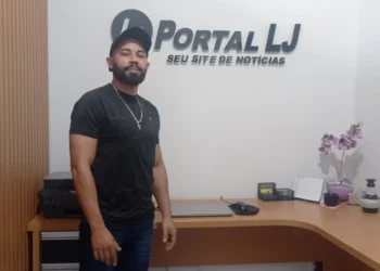 Radialista Marcos Araújo visita PORTAL LJ