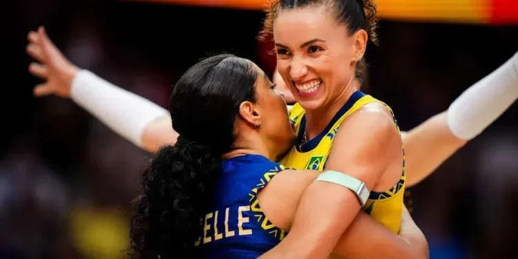 Vôlei: Marcelle revela bastidores após derrota para Itália no Mundial