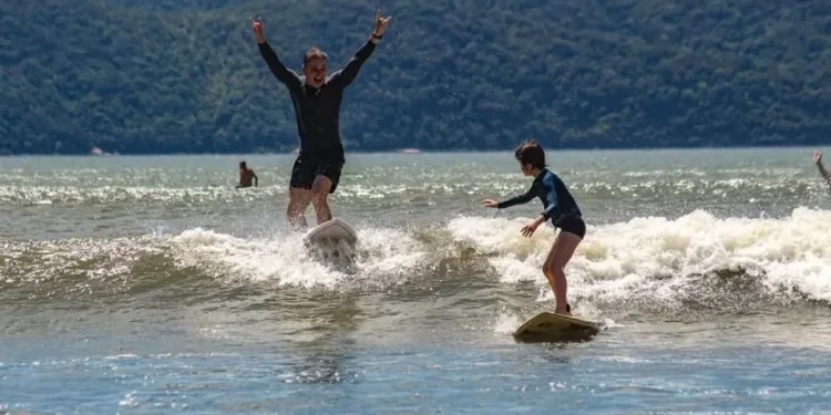 Lucas Lima revela como mantém filho com Sandy fora dos holofotes