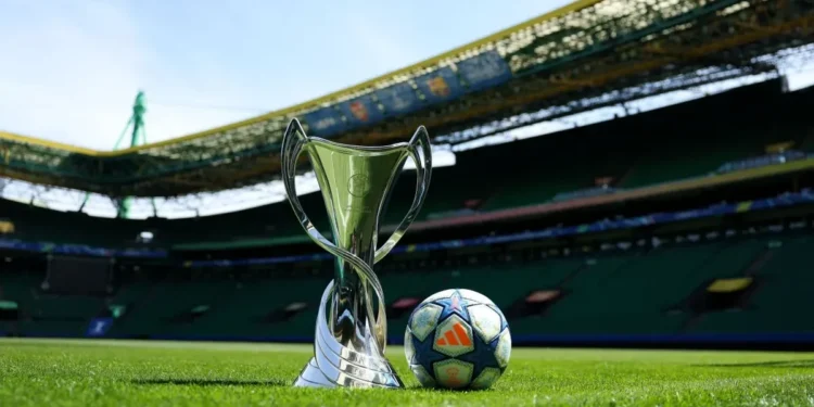 Madri e Varsóvia vão sediar finais da Champions League em 2027