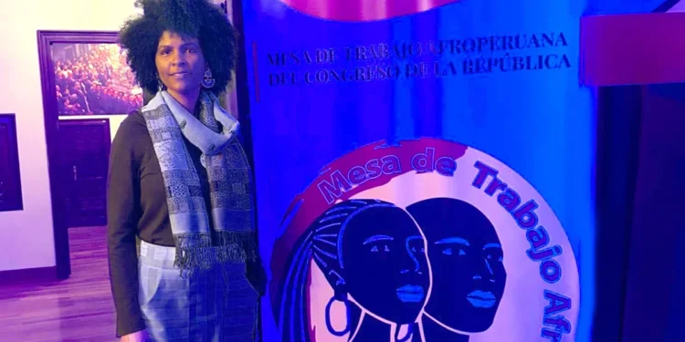 Professora da rede estadual representa o Tocantins no Programa Caminhos Amefricanos, no Peru