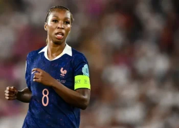 Ex-PSG, francesa se torna contratação mais cara do futebol feminino