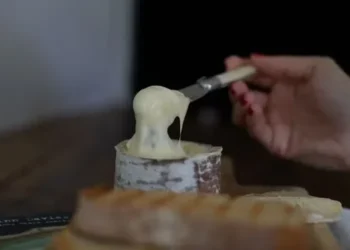 Queijo brasileiro é fabricado em Santa Catarina — Foto: Divulgação