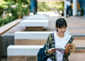 Lei entrará em vigor em março de 2026 • Freepik