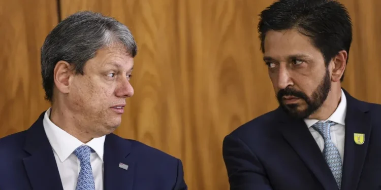 Análise: anistia fortalece Tarcísio e abre caminho para Nunes em 2026