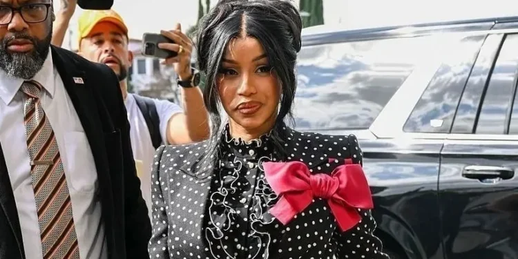 Cardi B é considerada inocente de processo civil • DUTCH/Bauer-Griffin/GC Images