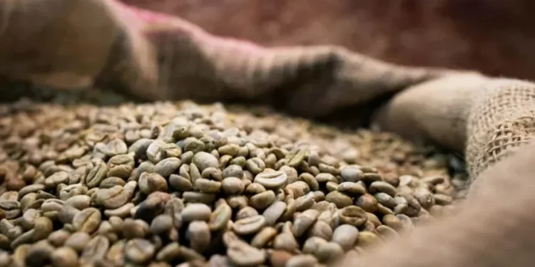 Alta do café no mercado inbternacional levou empresas a reajustarem preços — Foto: Wenderson Araujo/Trilux