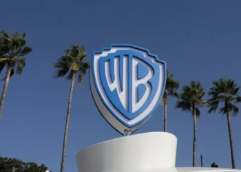 Warner Bros processa empresa de IA por roubar Superman e Scooby-Doo