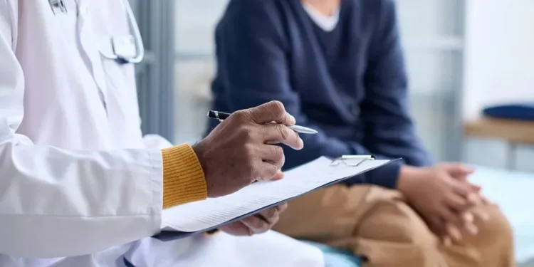 O que todo adolescente precisa saber antes de ir ao médico sozinho