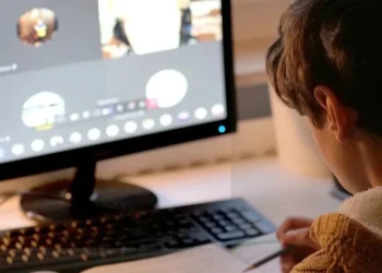 Fundação Behring abre programa gratuito para jovens talentos da tecnologia